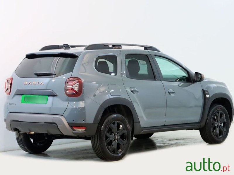 2024' Dacia Duster 1.3 Tce Extreme Edc photo #2