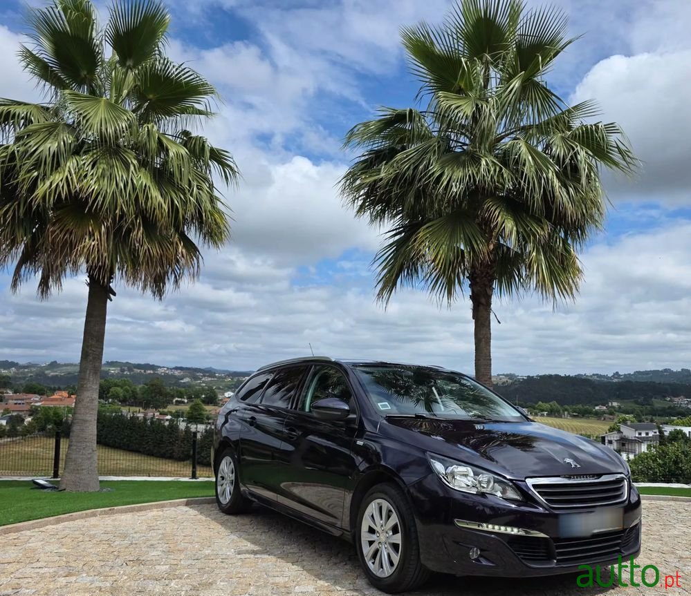 2016' Peugeot 308 Sw photo #1