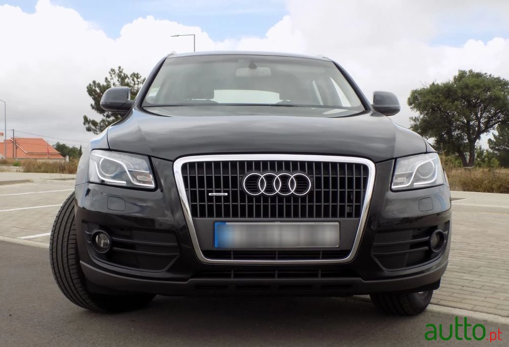 2011' Audi Q5 photo #1