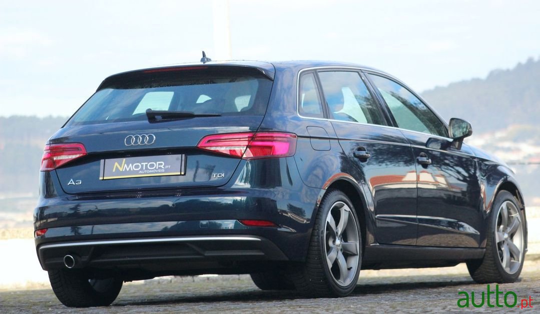 2017' Audi A3 Sportback photo #2