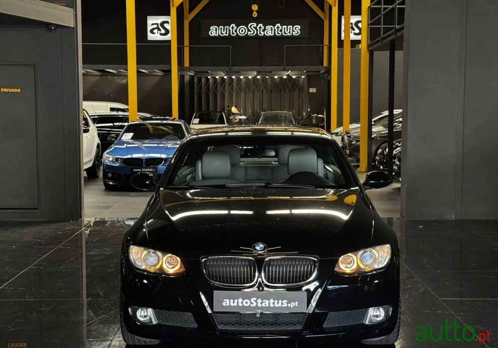 2008' BMW Série 3 I Cabrio photo #5