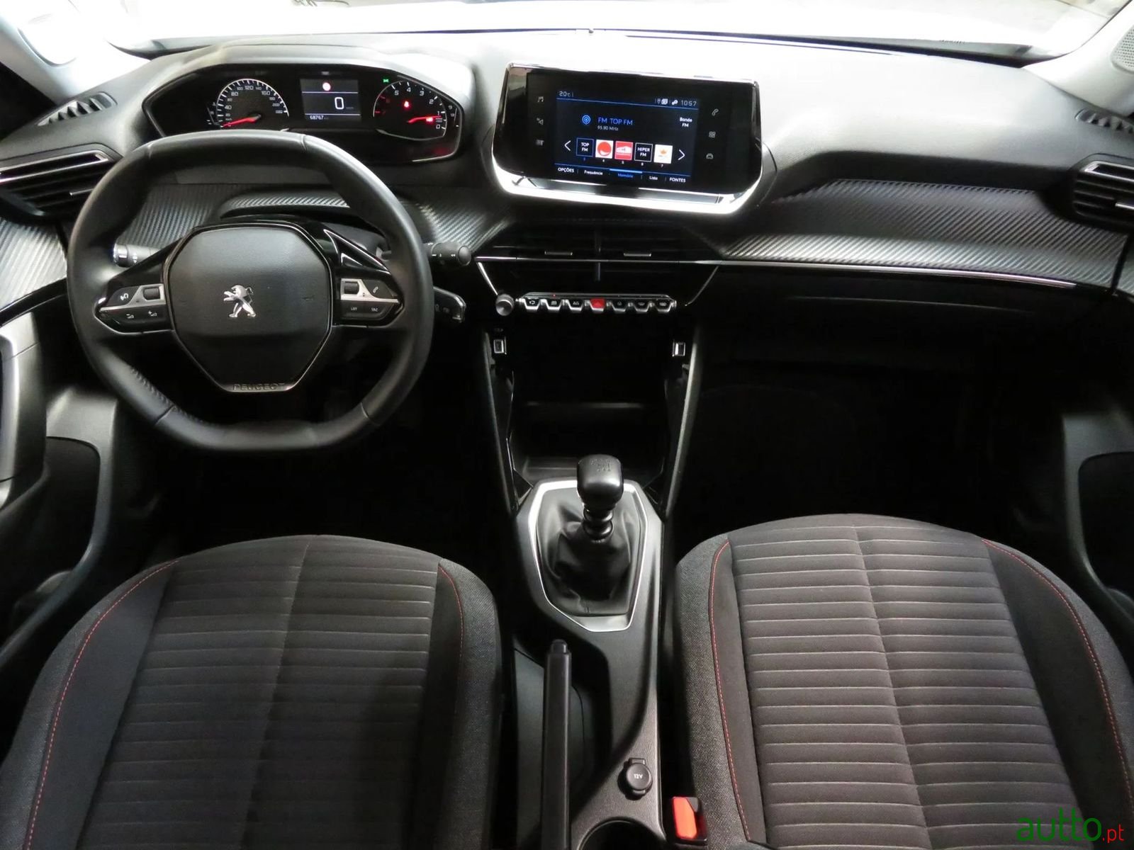 2021' Peugeot 2008 photo #4