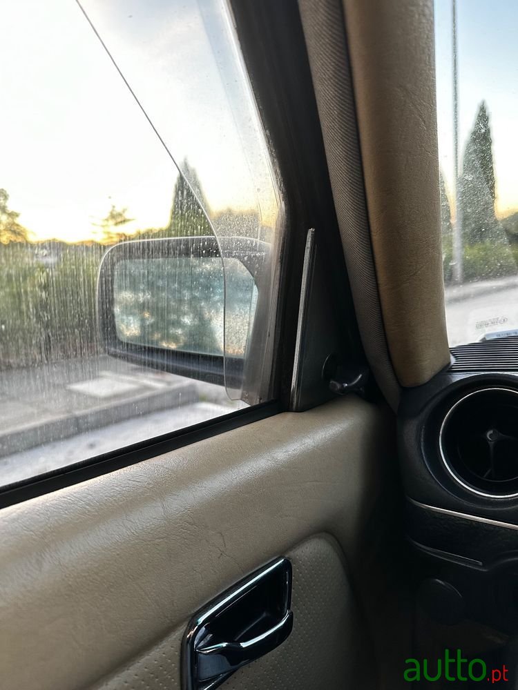 1982' Mercedes-Benz 300 photo #1