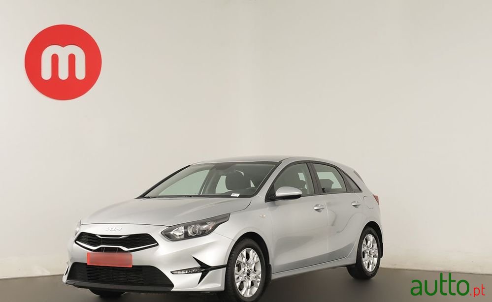 2022' Kia Ceed 1.0 T-Gdi Sport photo #2