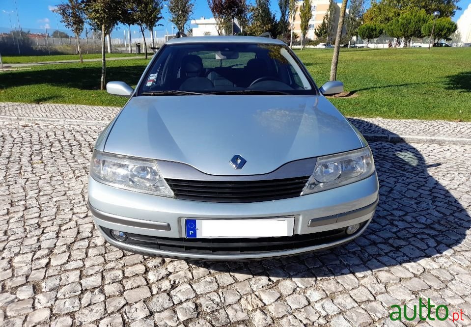 2004' Renault Laguna Break photo #3