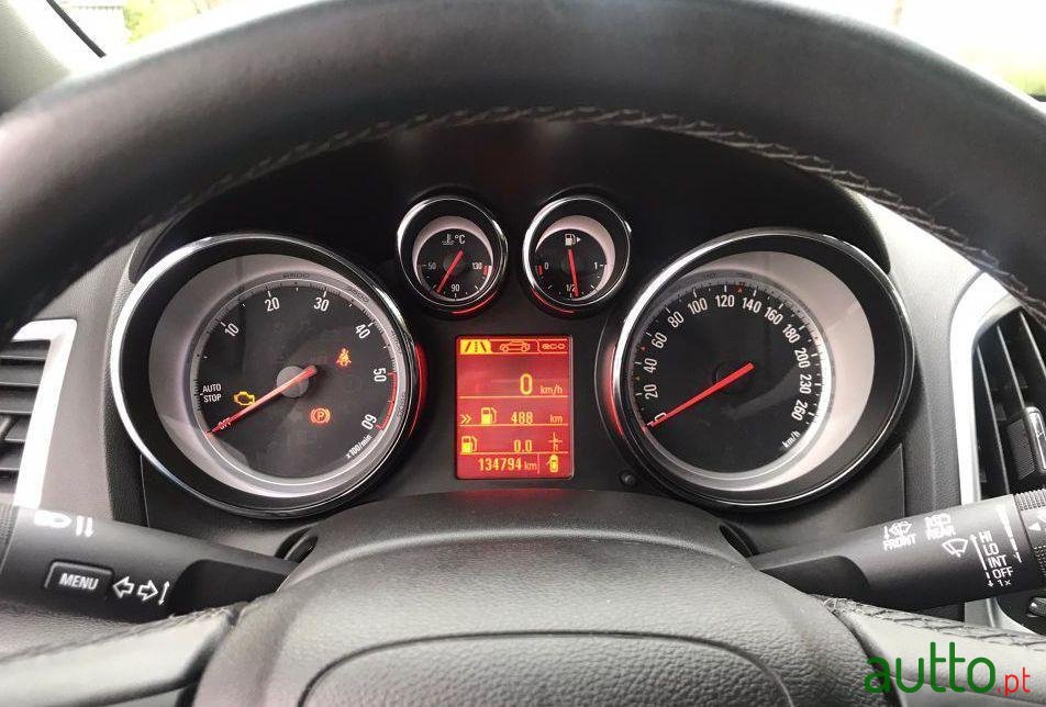 2015' Opel Astra Sports Tourer photo #2