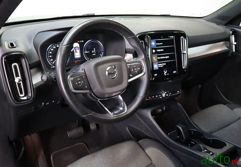2022' Volvo Xc 40 1.5 T4 Phev Core photo #5