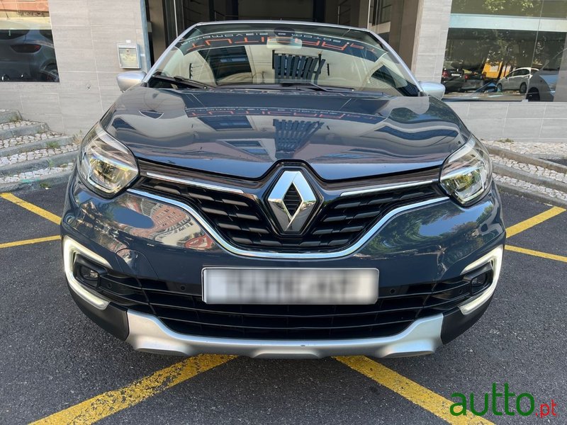 2018' Renault Captur photo #2