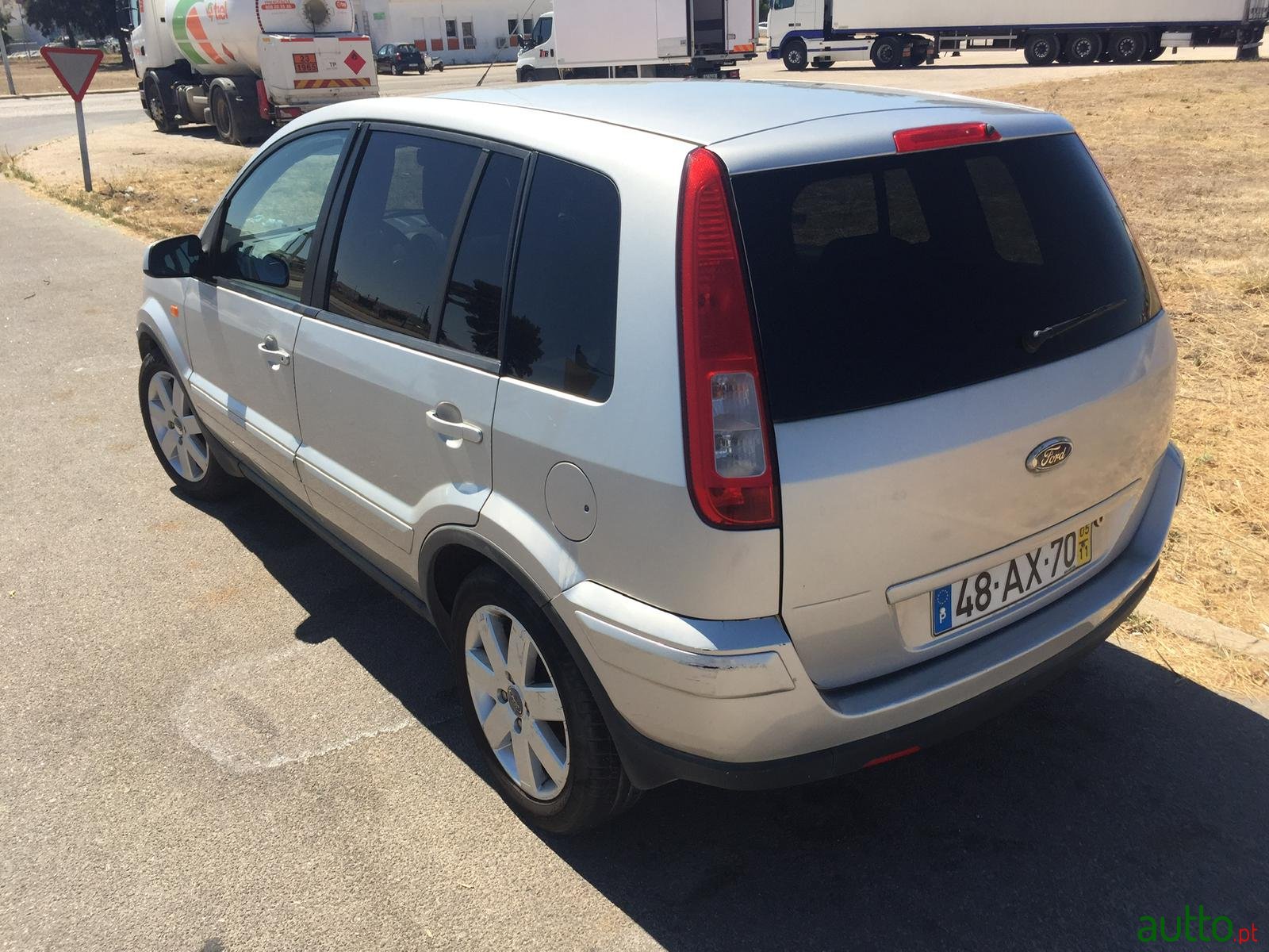 2005' Ford Fusion photo #4