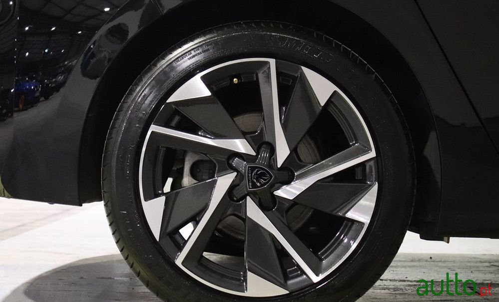 2023' Peugeot 308 photo #5