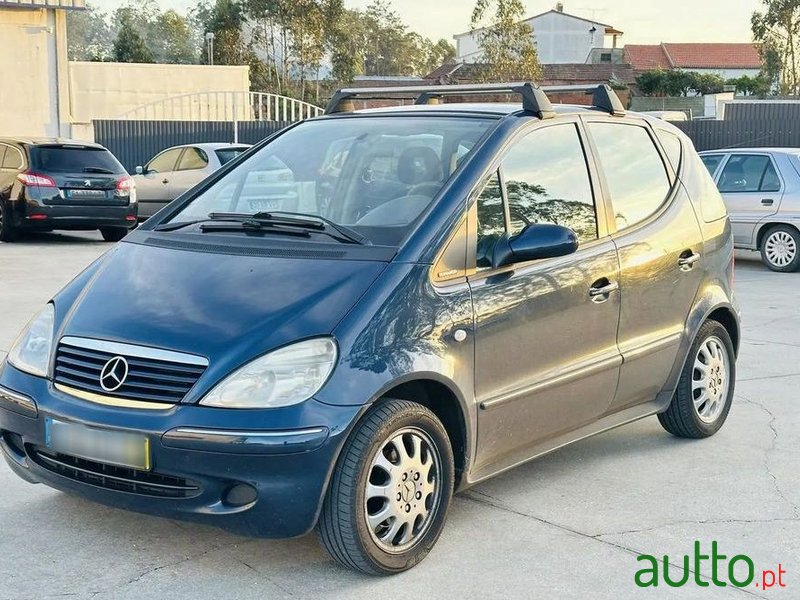 2004' Mercedes-Benz Classe A Elegance photo #6