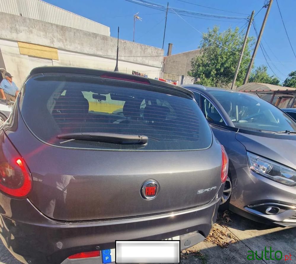 2010' Fiat Bravo 1.6 M-Jet Sport photo #3