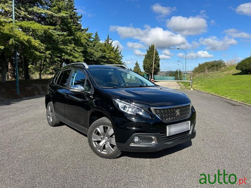 2018' Peugeot 2008 1.5 Bluehdi Style photo #1