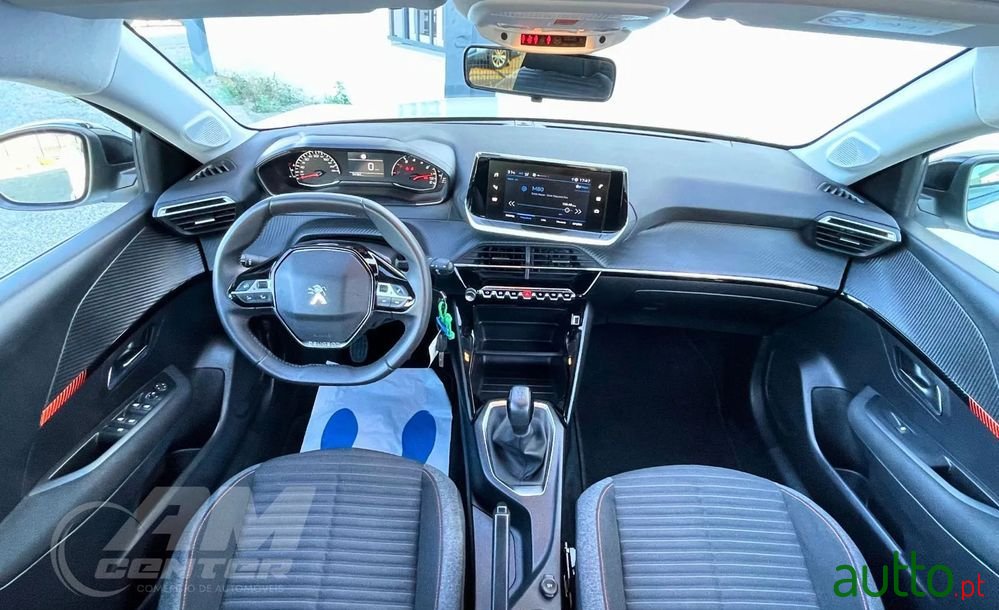 2023' Peugeot 208 photo #5