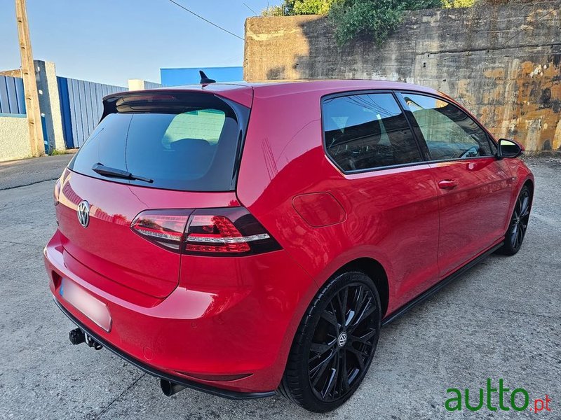 2014' Volkswagen Golf 2.0 Tsi Gti photo #3