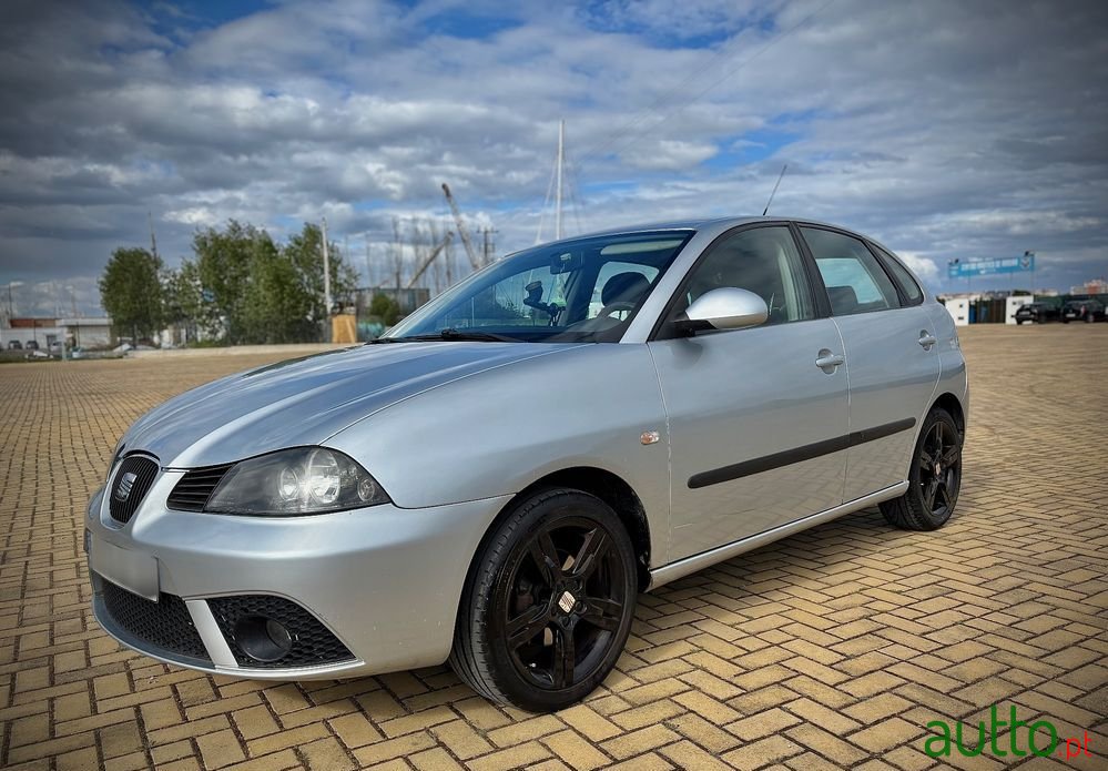 2008' SEAT Ibiza 1.2 12V Stylance photo #2