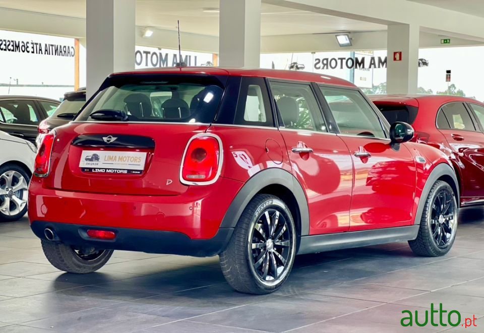 2015' MINI Cooper photo #4