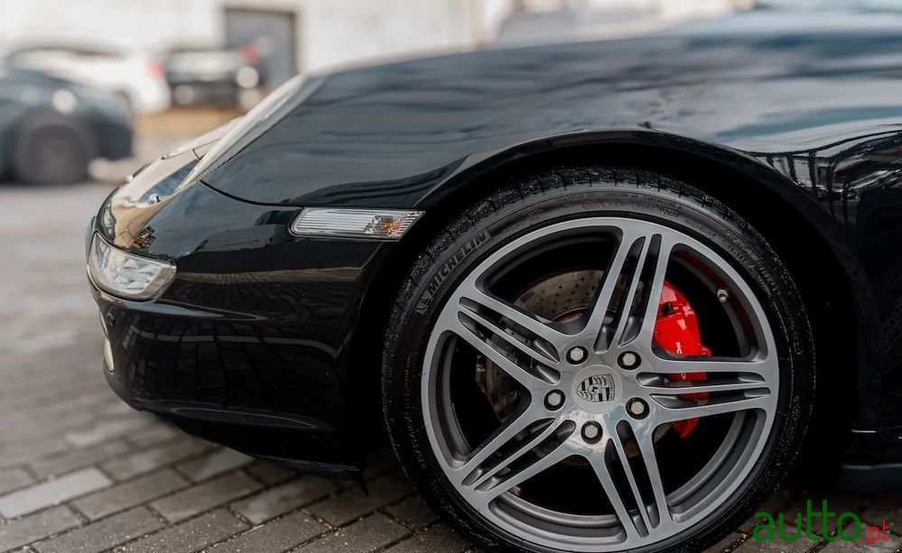 2006' Porsche 911 Carrera 4 S photo #4