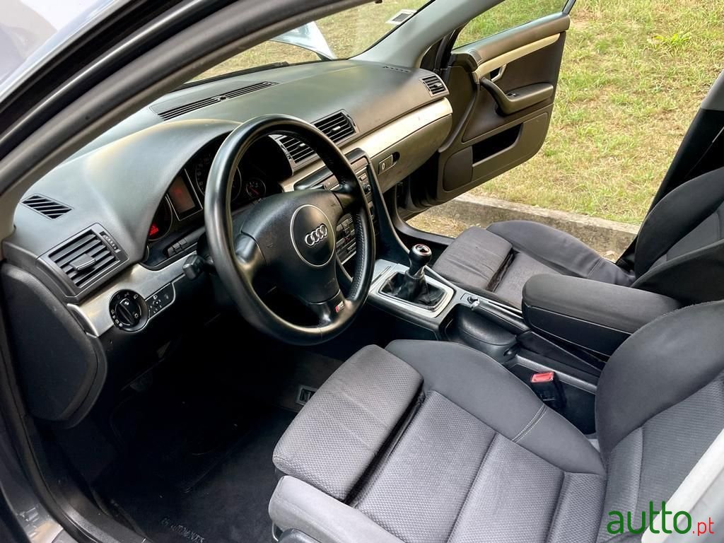 2003' Audi A4 Avant photo #5