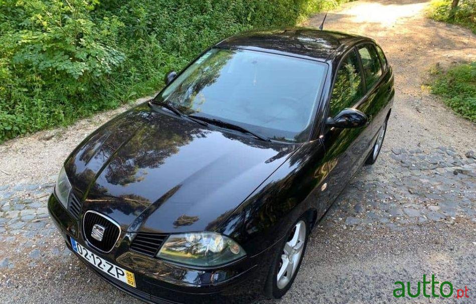 2005' SEAT Ibiza photo #1