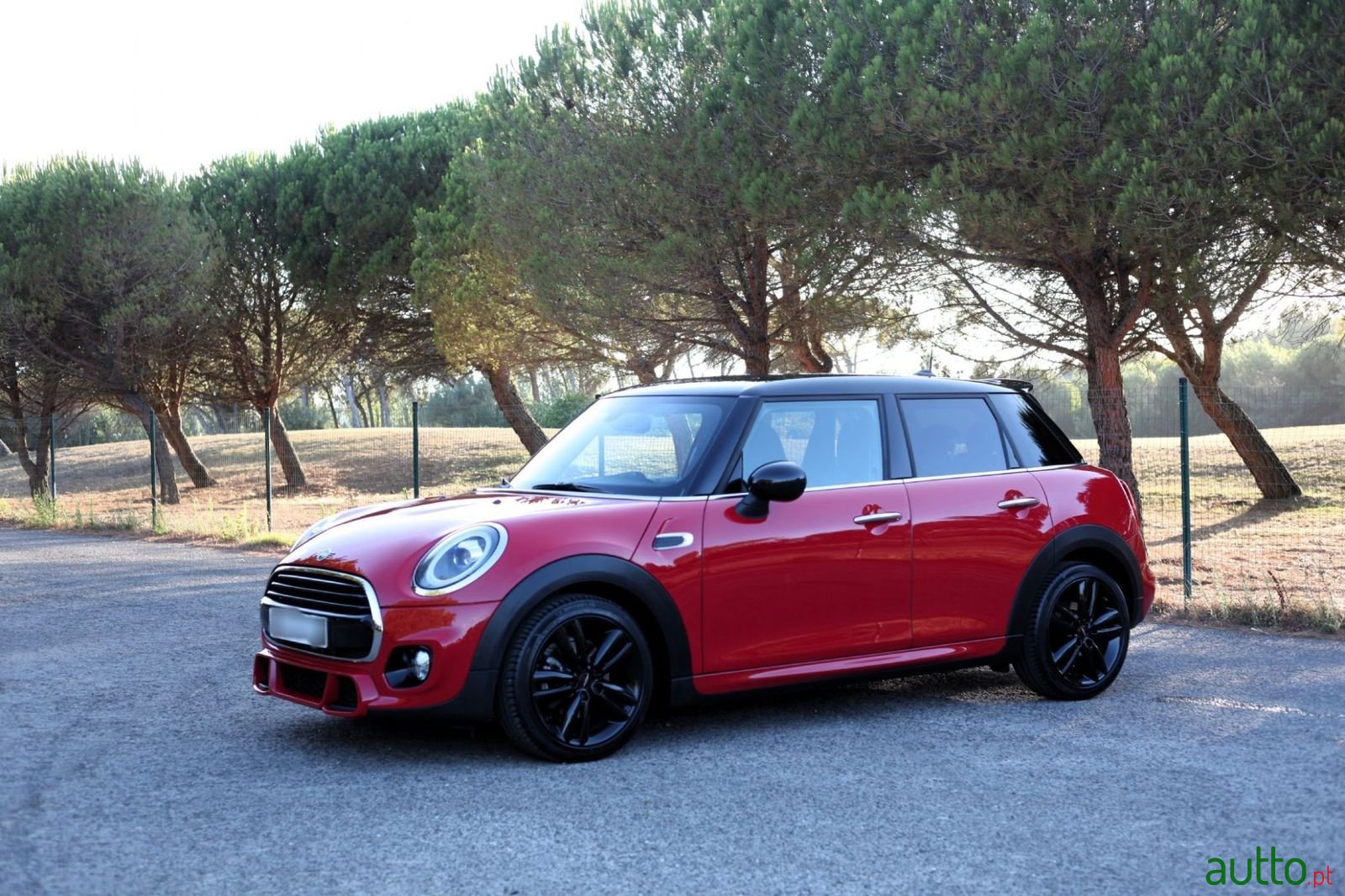 2018' MINI Cooper photo #5