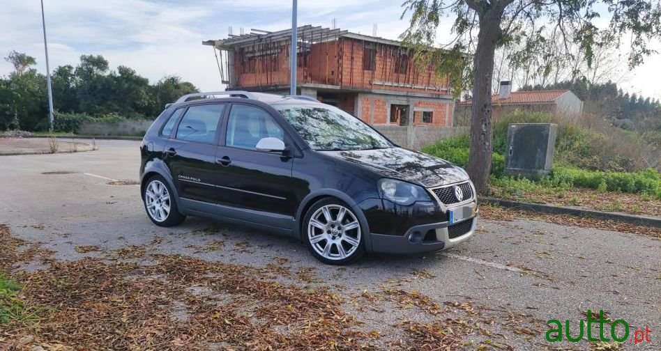 2007' Volkswagen Polo photo #2