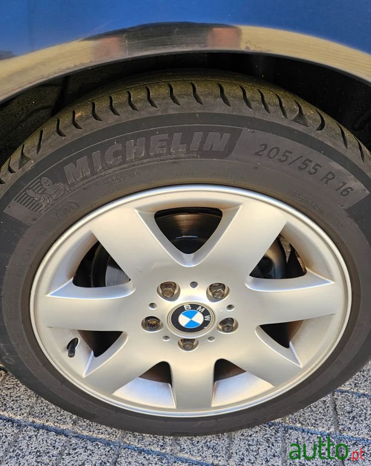 2000' BMW Série 3 D photo #5