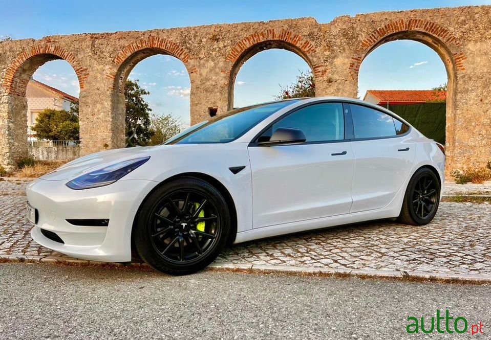 2019' Tesla Model 3 photo #2