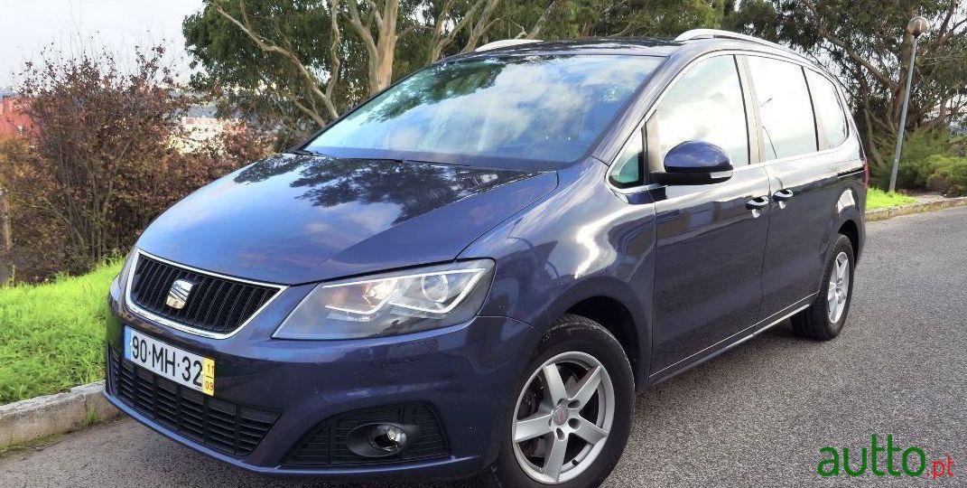 2011' SEAT Alhambra photo #2