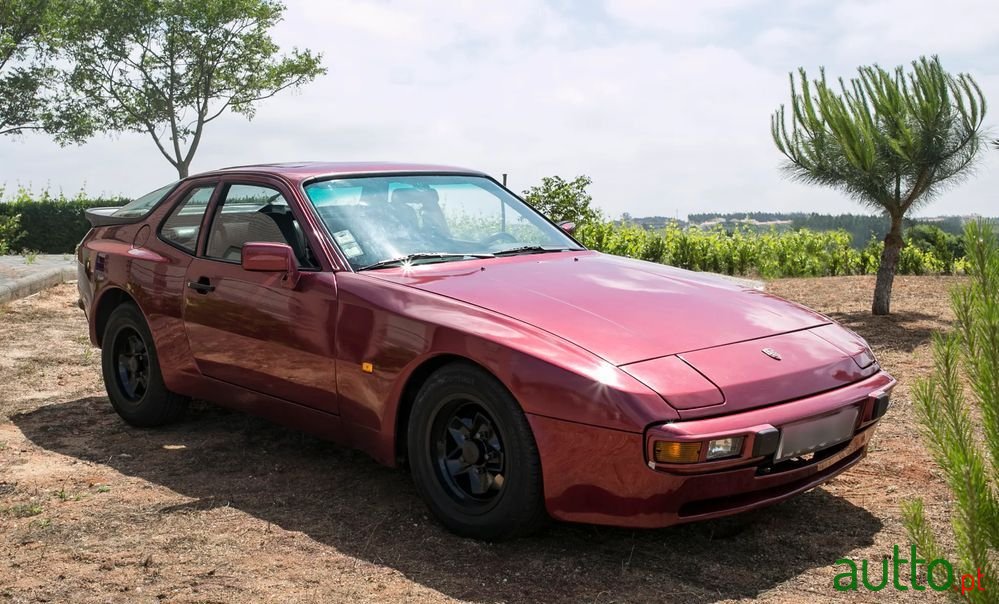 1982' Porsche 944 photo #4