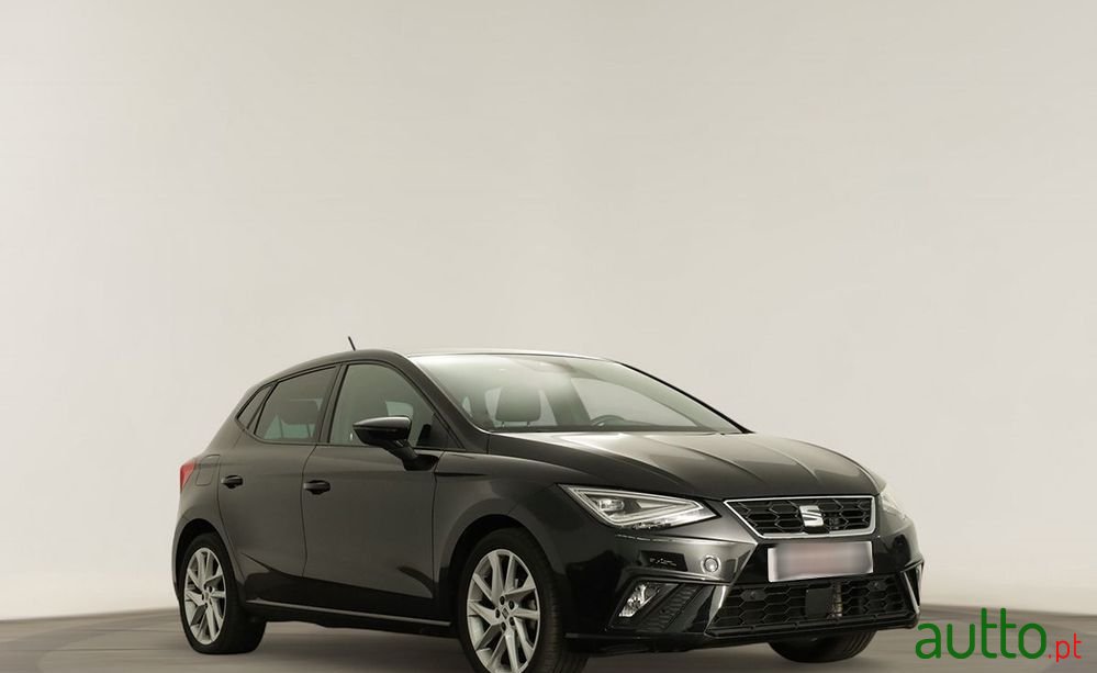 2024' SEAT Ibiza 1.0 Tsi Fr photo #1
