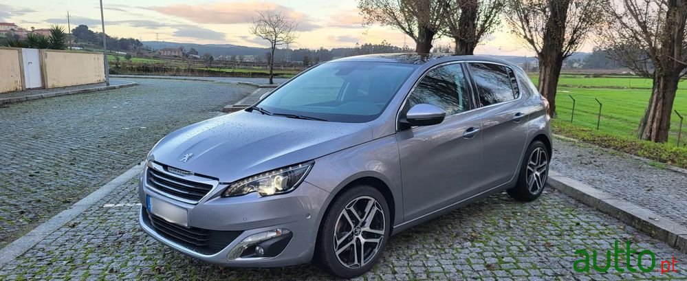 2014' Peugeot 308 photo #1