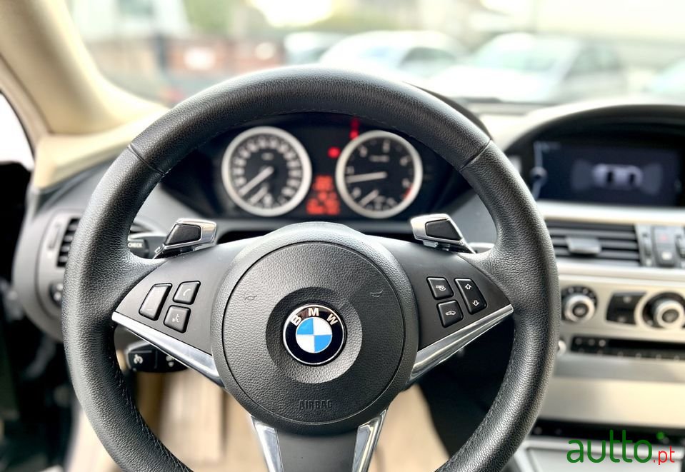 2011' BMW 635 photo #6