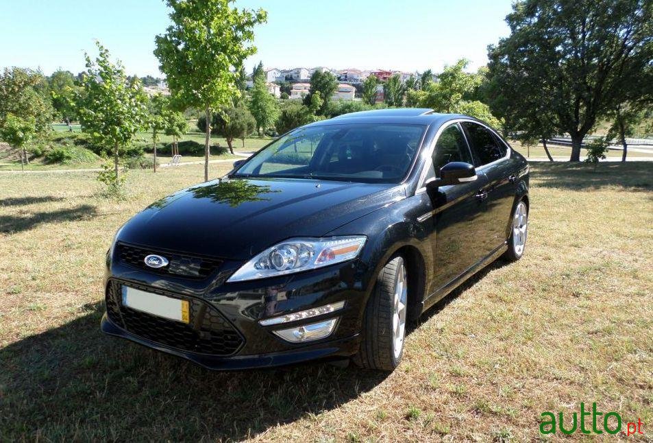 2011' Ford Mondeo 2.2 Tdci Titanium S photo #1