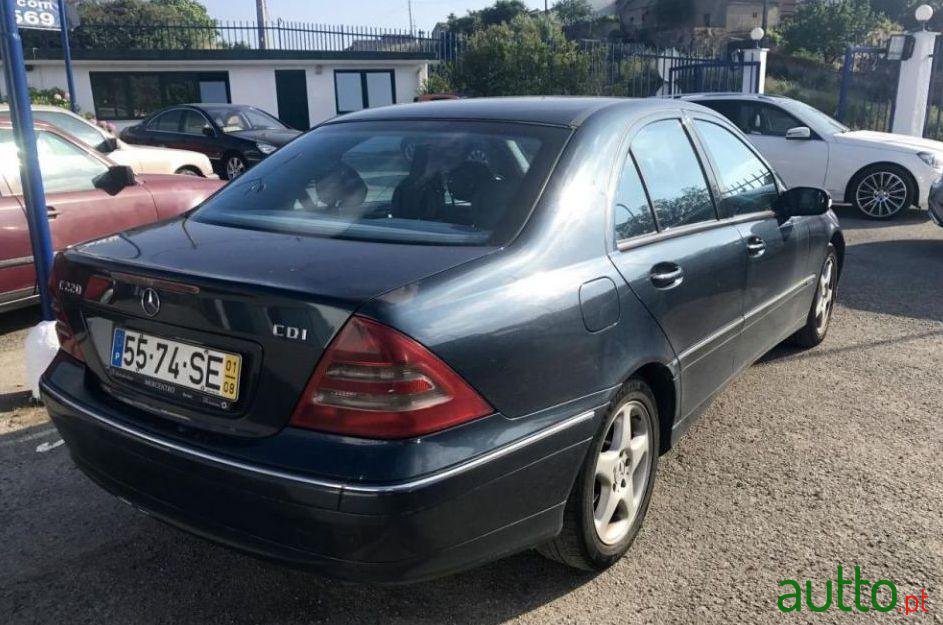 2001' Mercedes-Benz C-220 Cdi Avantgarde photo #2