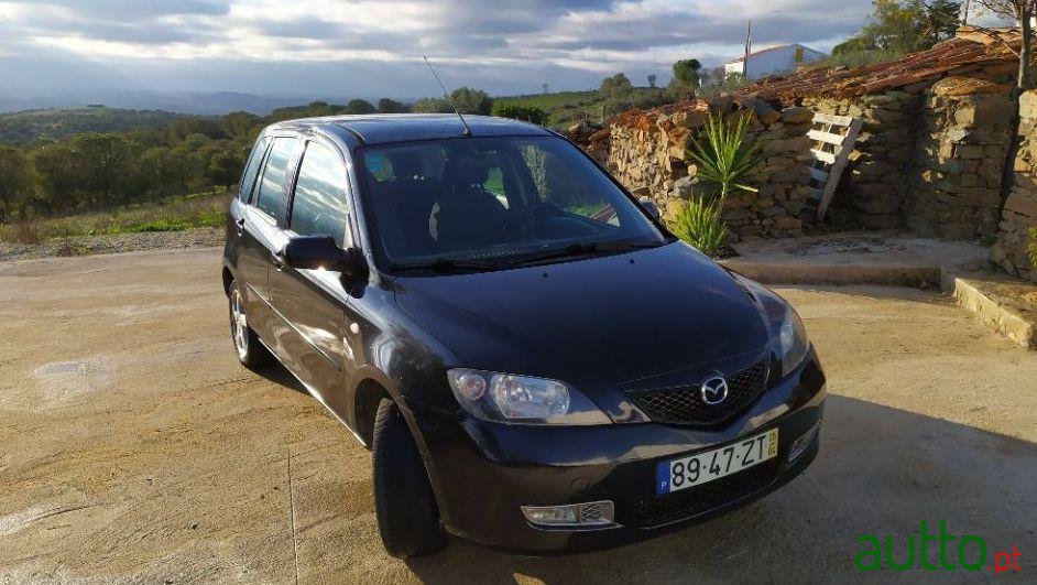 2005' Mazda 2 photo #3