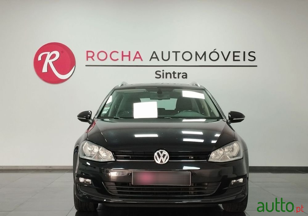 2015' Volkswagen Golf Variant photo #2