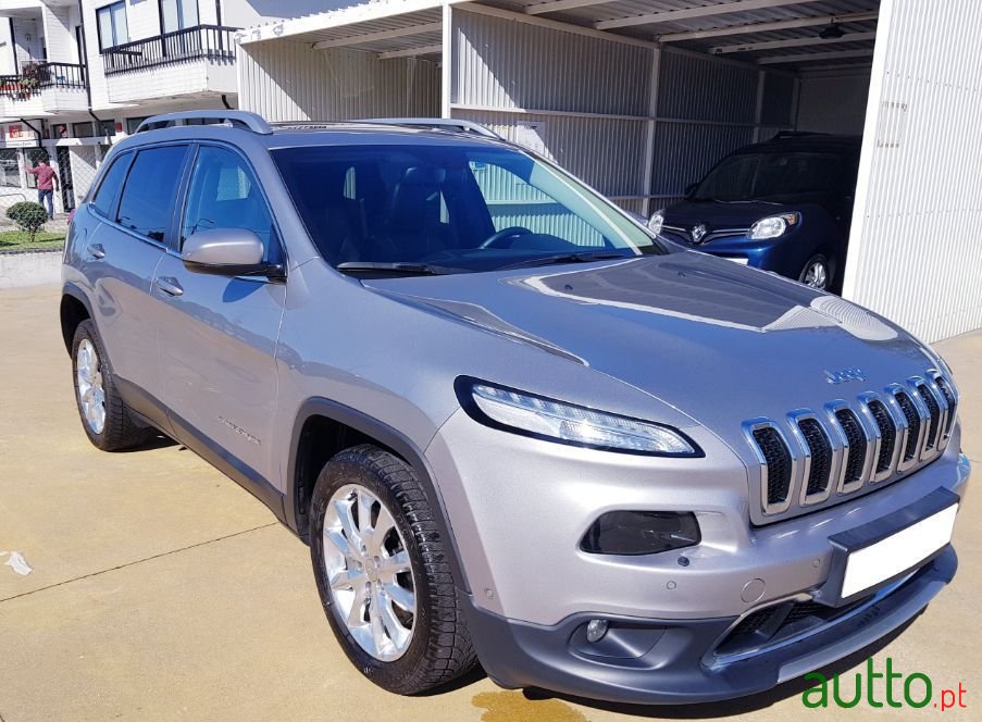 2016' Jeep Cherokee photo #3
