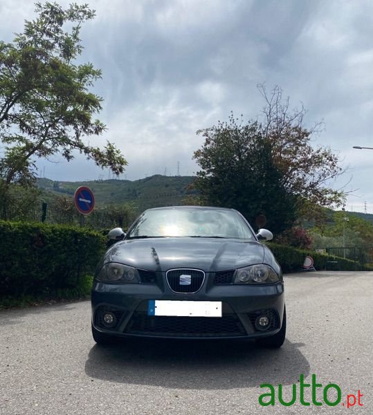 2007' SEAT Ibiza photo #3