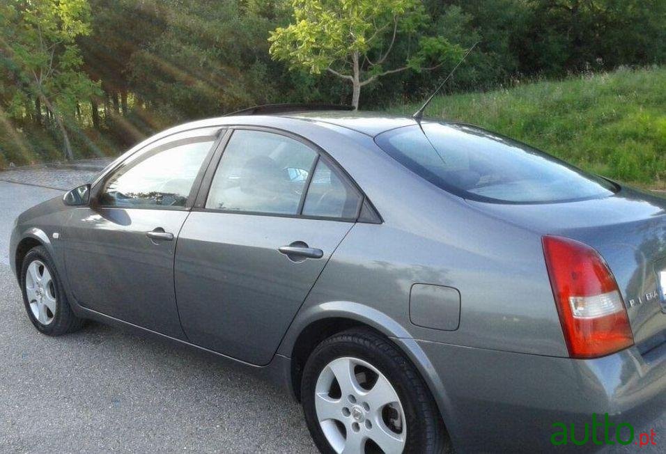 2002' Nissan Primera photo #2