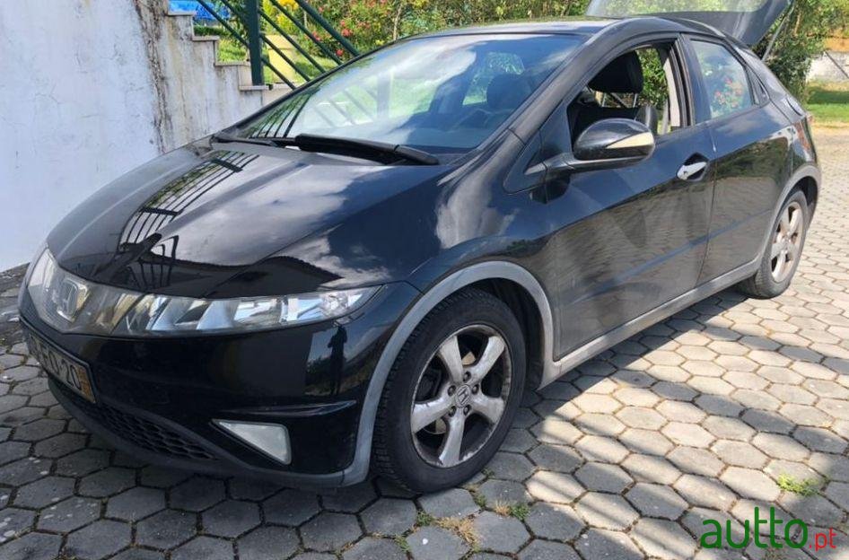 2008' Honda Civic Sport photo #1