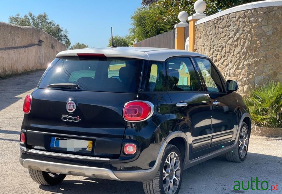 2014' Fiat 500L photo #4