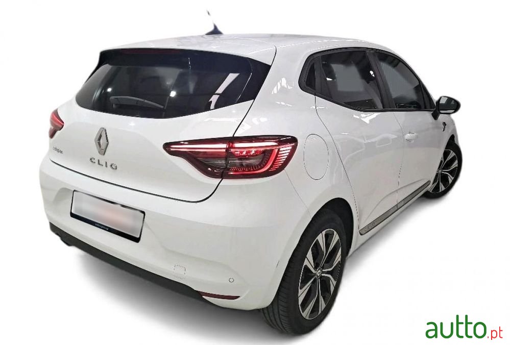 2021' Renault Clio photo #2