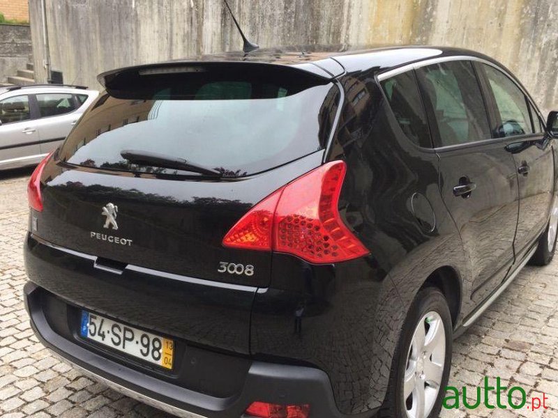 2013' Peugeot 3008 2.0 Hdi Allure photo #3