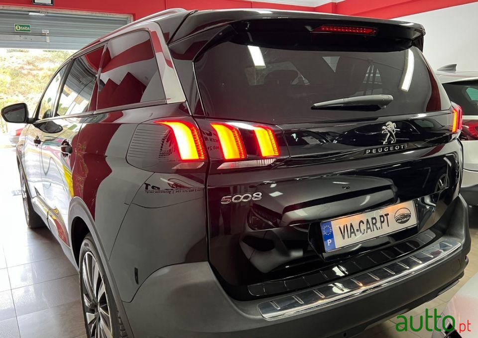 2018' Peugeot 5008 photo #4