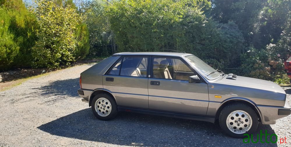 1985' Lancia Delta 1.6 Hf Turbo photo #2