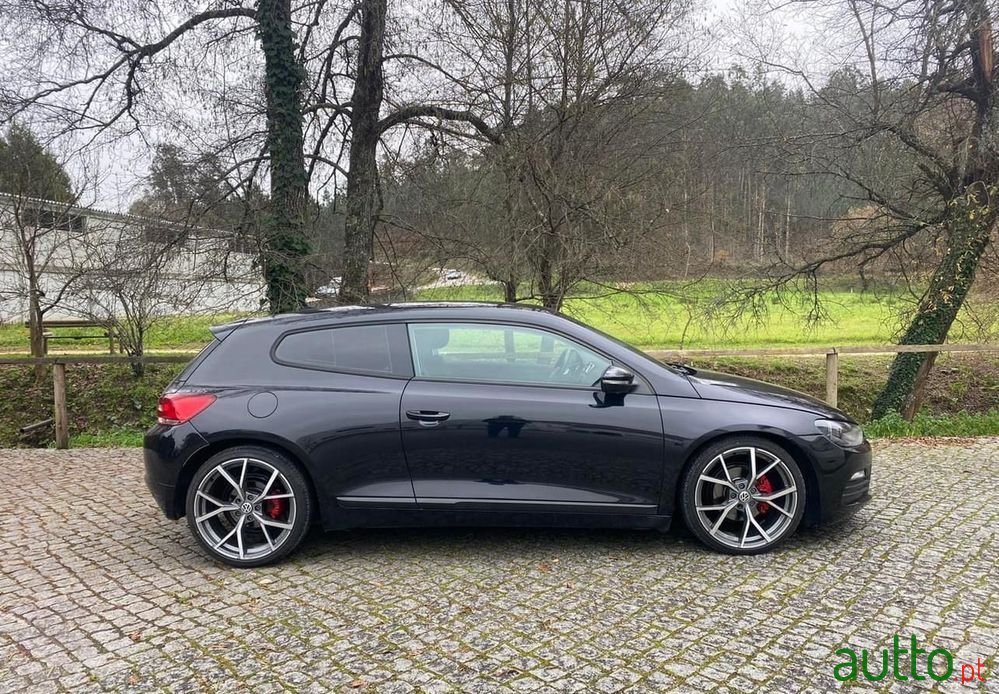 2011' Volkswagen Scirocco 2.0 Tdi Sport photo #6