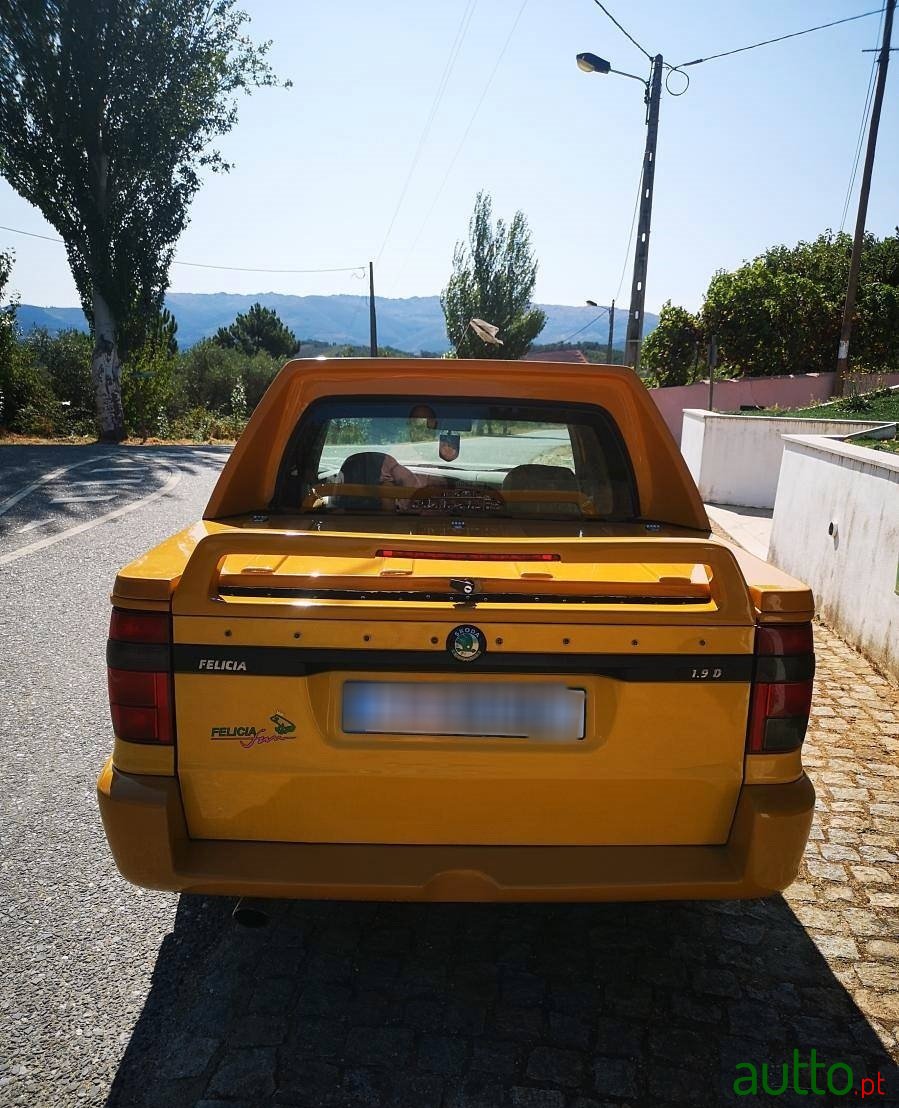 1999' Skoda Felicia photo #2