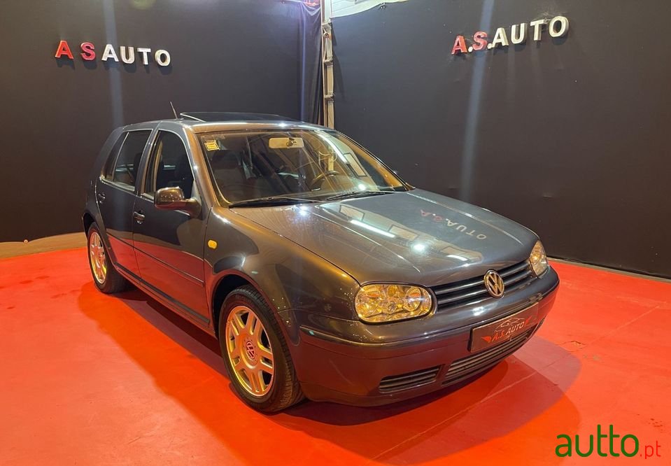 1999' Volkswagen Golf photo #1