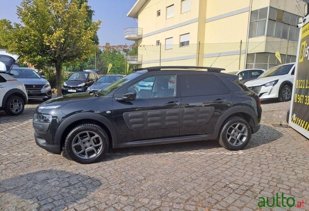 2018' Citroen C4 Cactus photo #5